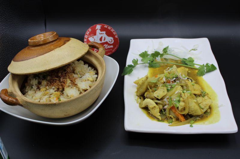 Poulet au curry et Riz cantonnais pour ce soir ? Commandez et goûtez sans bouger !